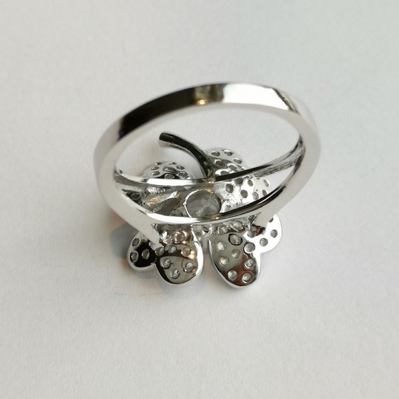 Sterling Silver CZ Clover Flower Ring Size 9 NWT - Picture 4 of 6
